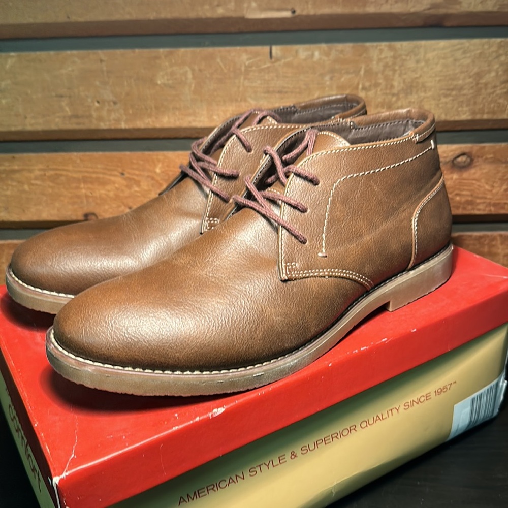 LIKE NEW Dexter Comfort Boots